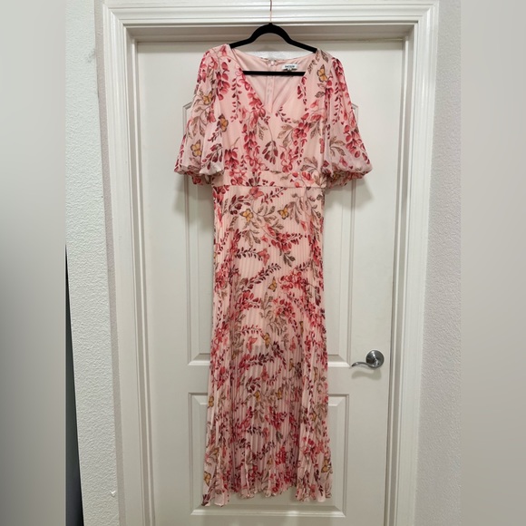 NWT Kensie Pink Pleated Butterfly Flowers Dress - Picture 6 of 14
